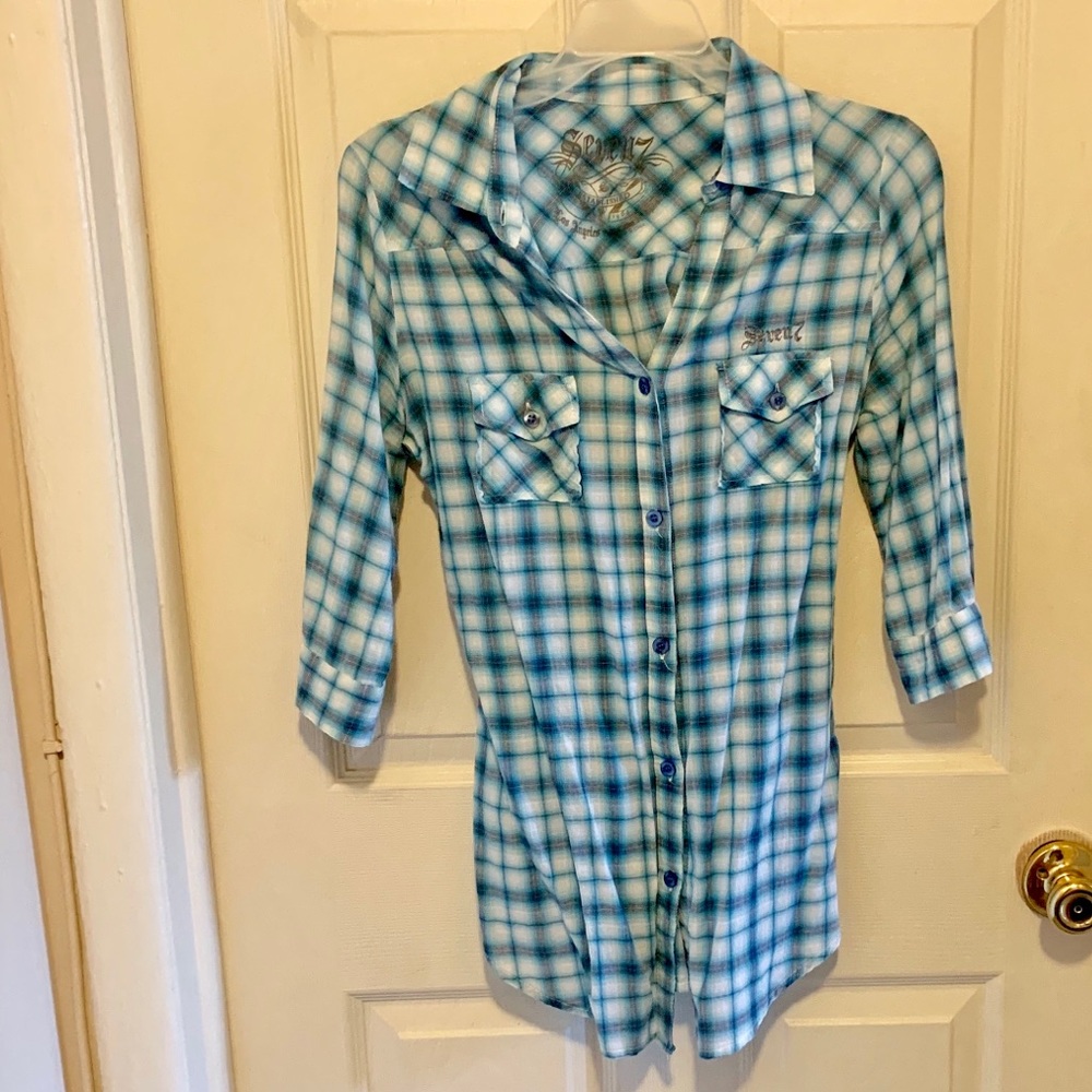 Seven7 Quarter Sleeve Button Down shirt